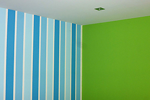 Gestreifte Wand